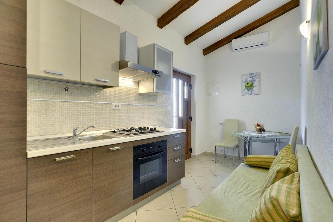 Villa Bella Lupoglav  Экстерьер фото